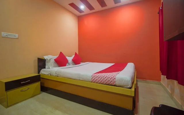 Smriti Guest House by OYO