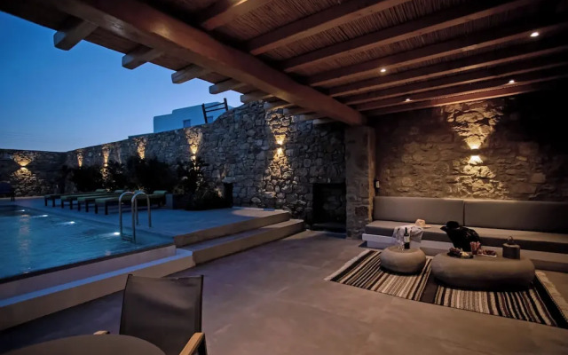 Mykonian Luxury Villa Filyra with Pool