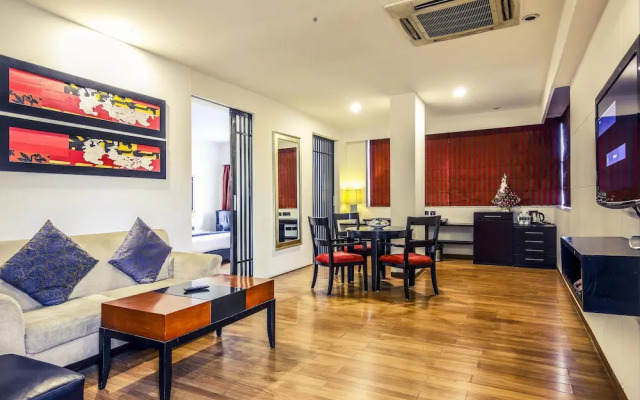 Ebony Boutique Hotel