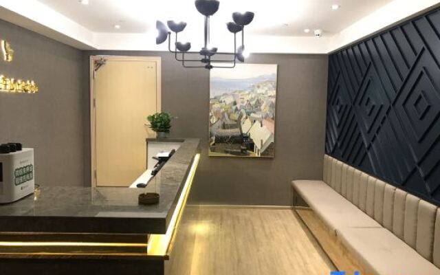 Mr. Robb Hotel (Chongqing Fortune Center)