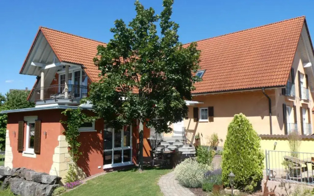 Hotel & Gästehaus Im Ziegelweg garni