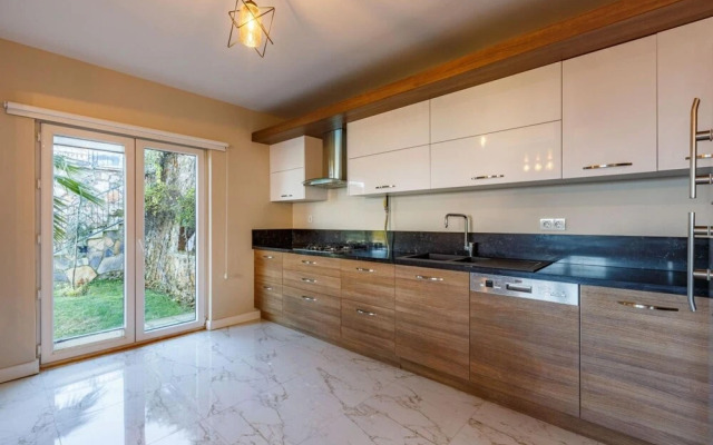 Peaceful Villa With a Garden in Kartepe Near Sapanca