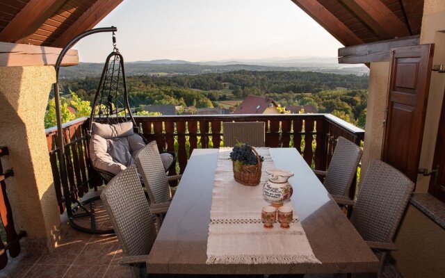 Vineyard Cottage Brodaric