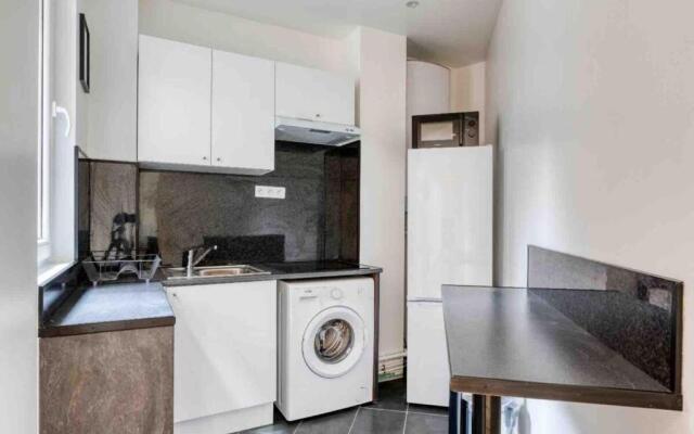 The New White Appart'Hôtel Vitry - Next to Paris