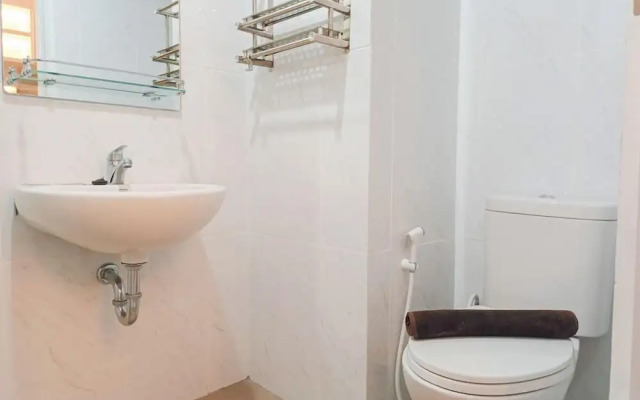 Spacious Studio At Tamansari Skylounge Makassar Apartment