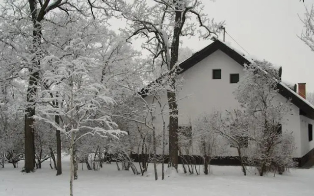 Somodi Tanya Lovas Panzio