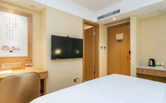 Vienna 3 Best Hotel(Guiyang Huaxi Univercity Castle Branch)