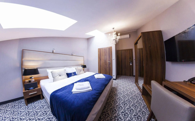 Excelsior Boutique Hotel