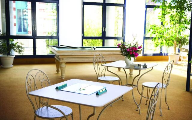 Apartment in Historic Town Villa in the Town of Arcachon