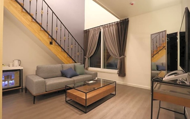 Gangneung Raffine Hotel