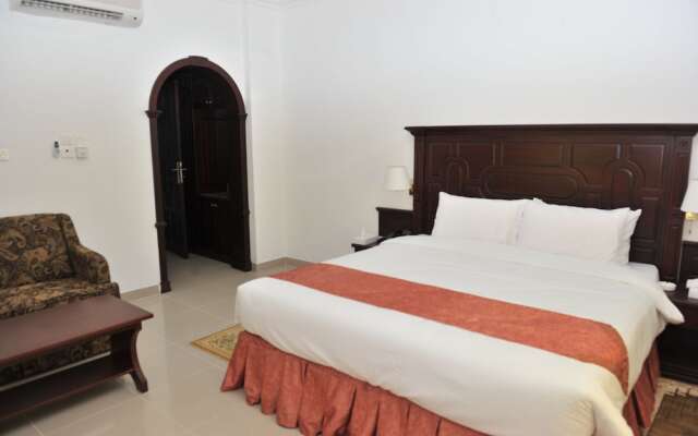 Manam Sohar Hotel Apartments