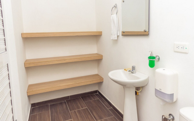 Hotel Dellhar Americano By Del Toro