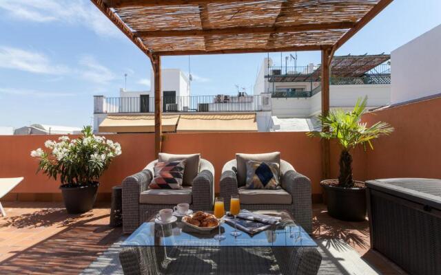 Luxury Rooftop - Space Maison Apartments