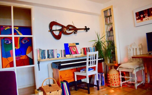 1 Bedroom Apartment With Balcony And Seaviews