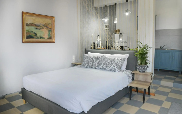 Panorama Studios & Apartments