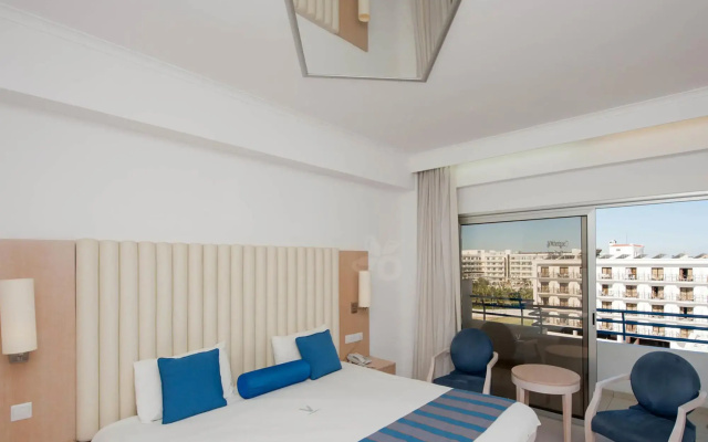Vrissiana Boutique Beach