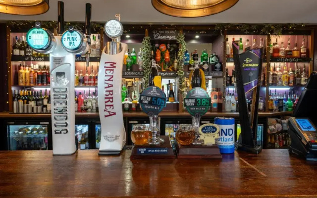 West Port Hotel