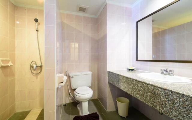 Patong Lodge Hotel