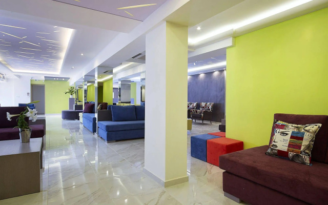 Mistral Bay Hotel