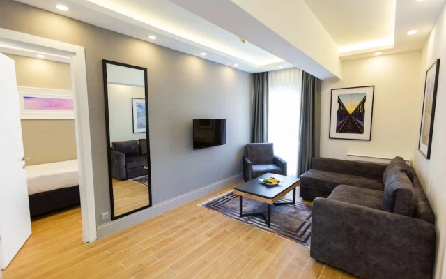 Alan Suites