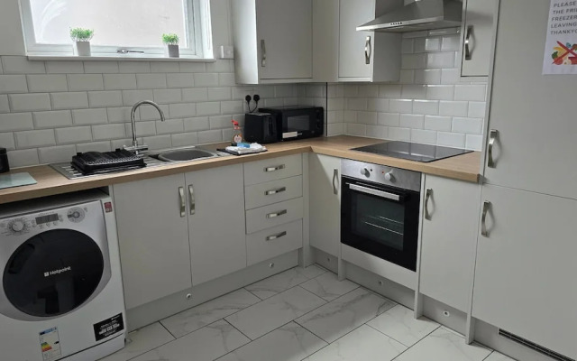 3 bed Apartment in Huddersfield