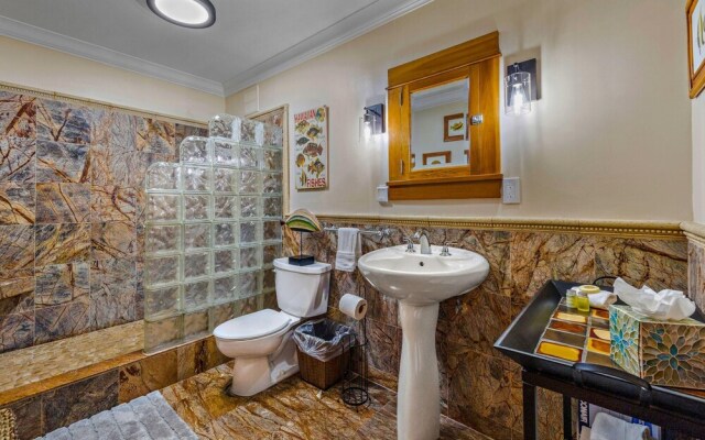 Lahaina Roads #201 by Maui Life Realty