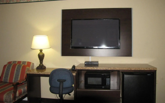 Budget Host Inn
