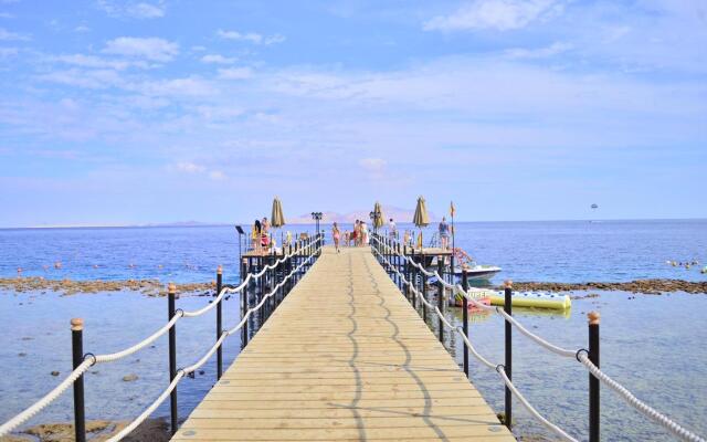 Xperience Sea Breeze Resort