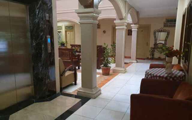 Mahadria Hotel