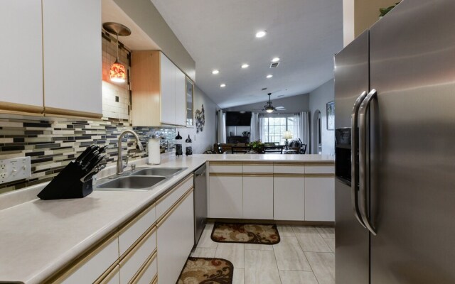 Relaxing Penthouse at Heldstab Haven