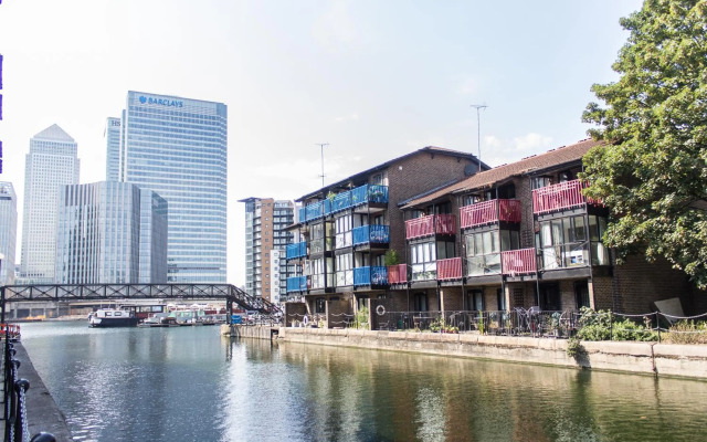 London City Premium Apartment with Parking