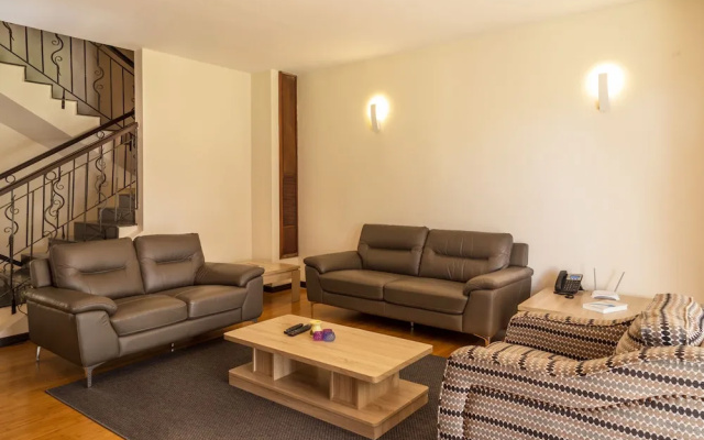Acacia Green Service Apartments
