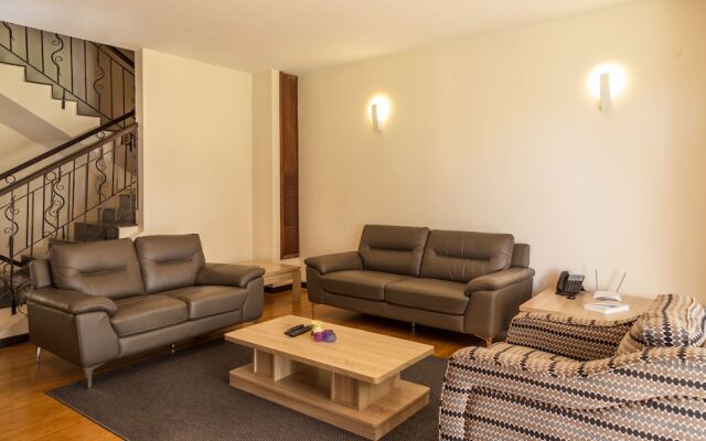 Acacia Green Service Apartments