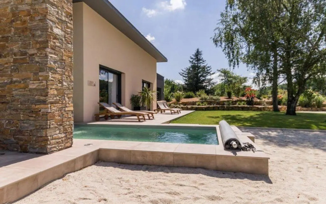 Gîte Ligné, 5 pièces, 9 personnes - FR-1-306-866