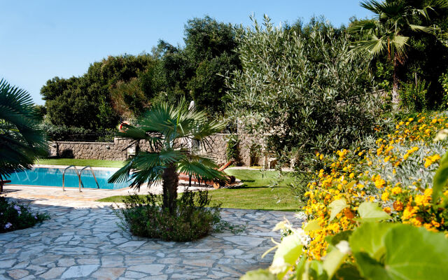 Luxury Villa Lemonia With Private Pool
