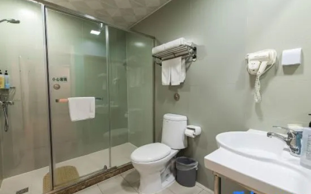 Homeinn Hotel (Beijing Tiantan Hospital)