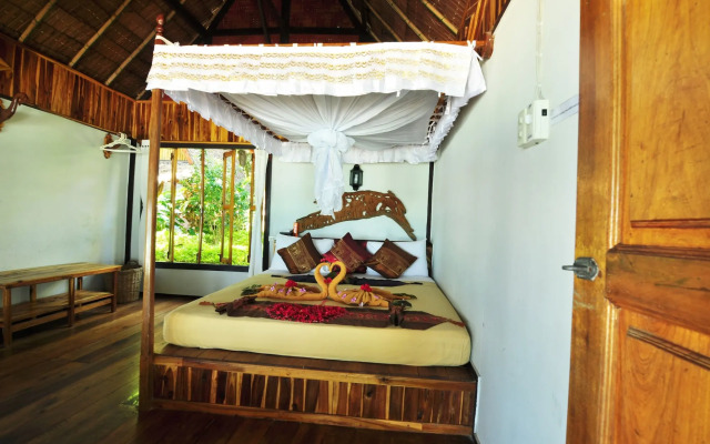 Phi Phi Relax Beach Resort