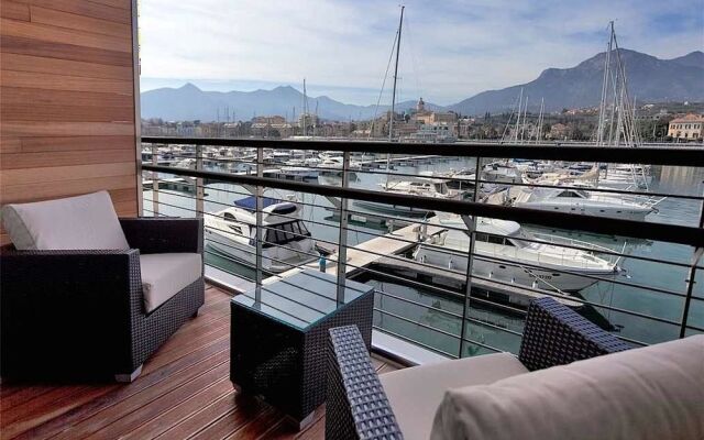 Albergo Yacht Club Marina di Loano