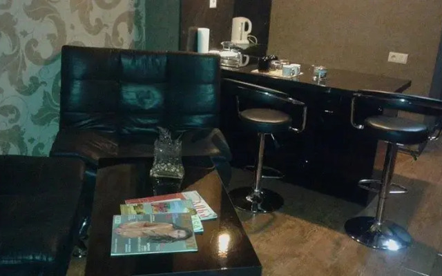 Qeti's Home