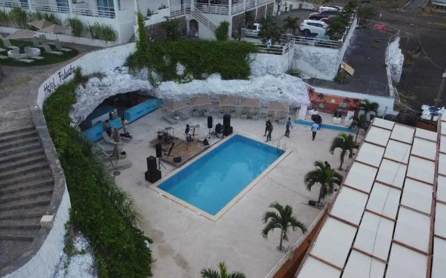 Hotel Restaurant Falucho Paradise Beach