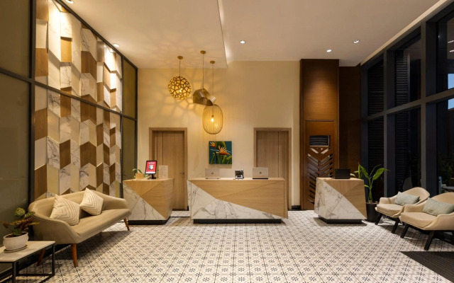 Summit Hotel Greenhills
