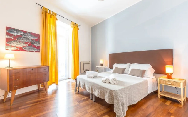 Piazza Marina Apartment