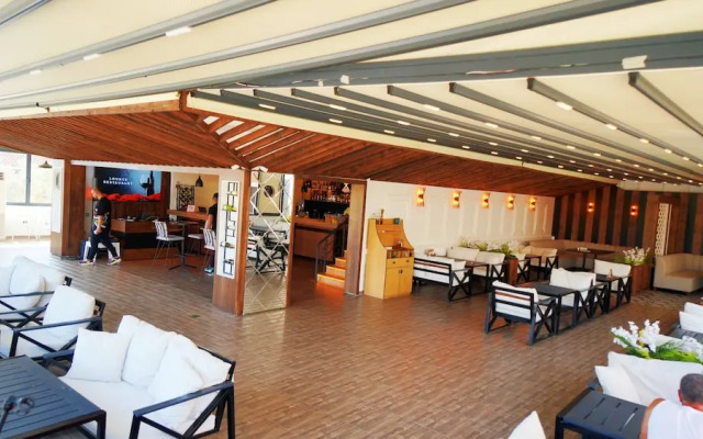 Palmera Beach Hotel