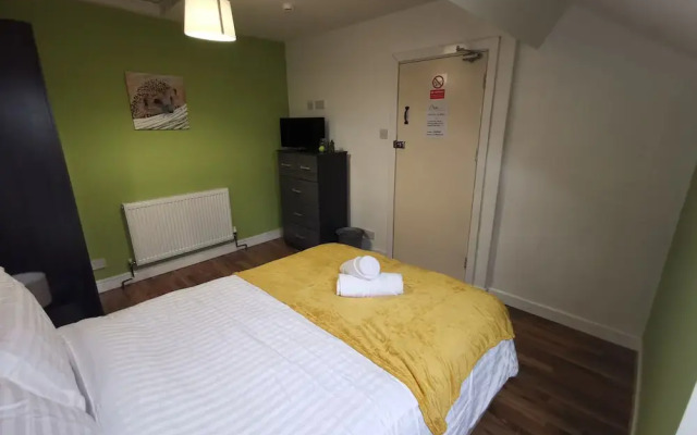 Oz Rooms Anfield Canon