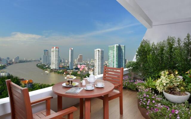 Centre Point Plus Hotel Silom