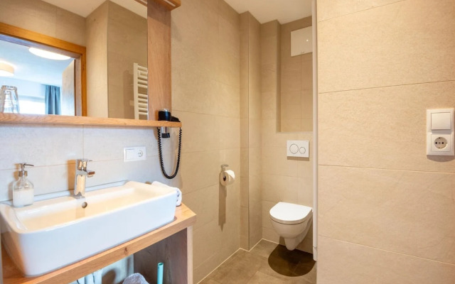 Inviting Flat in Hart With Fitness Room