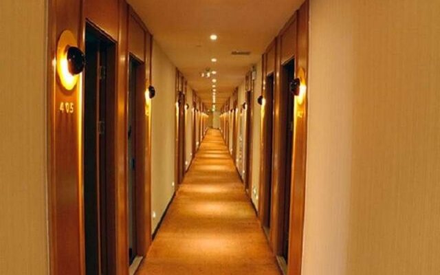 IU Hotel Chizhou Xiushanmen