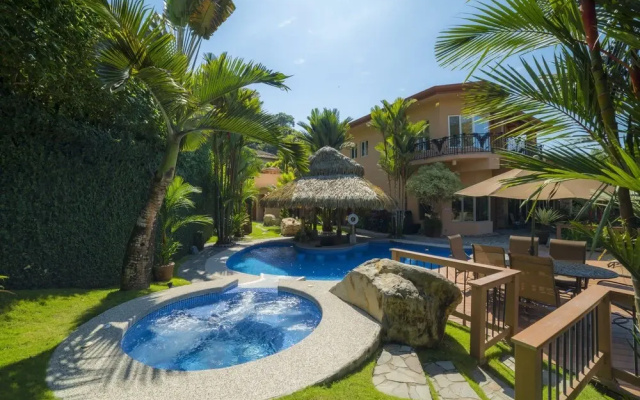 Casa Oasis in Playa Herradura