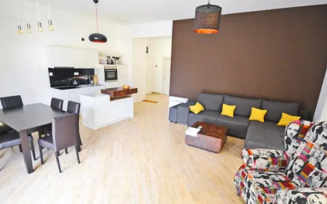 Sea Breeze Lux Apartments