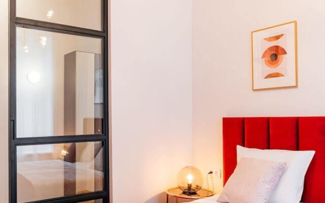 Crystal House - LoftAffair Collection